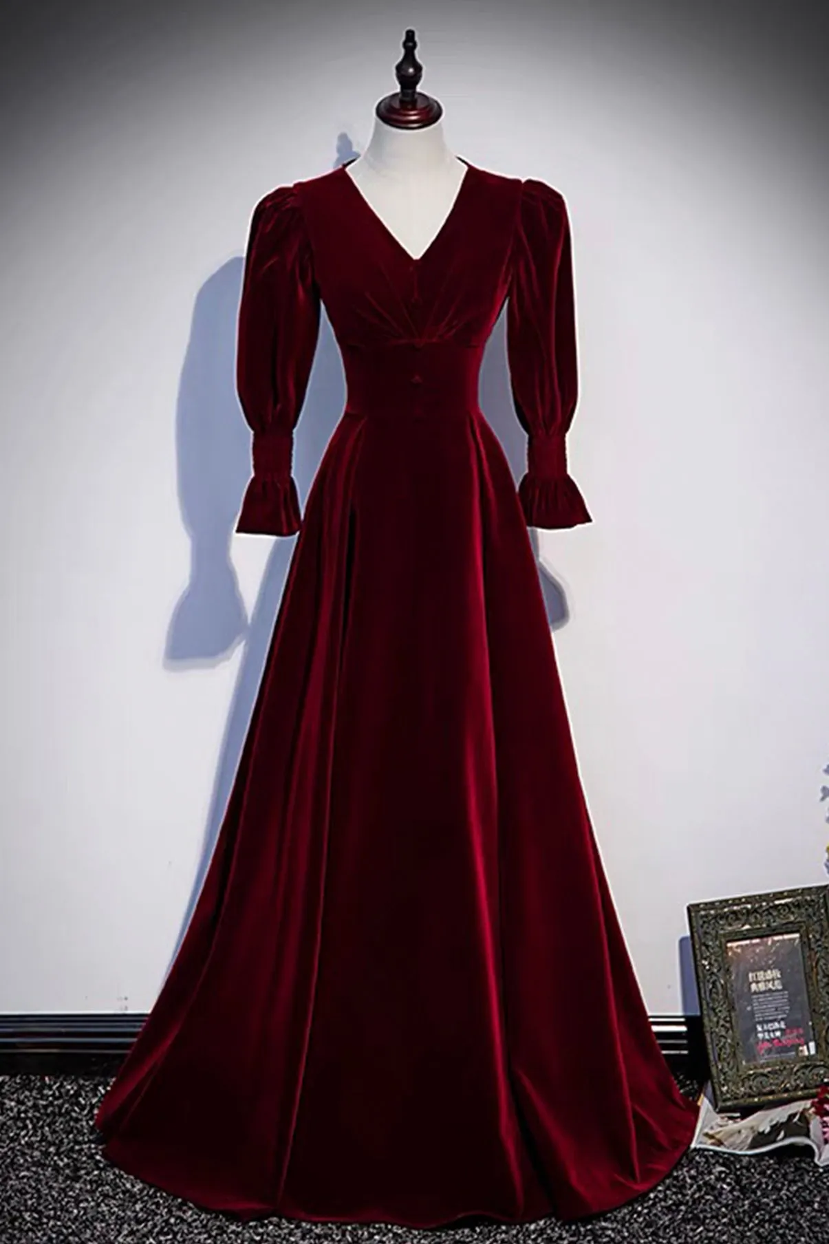 Burgundy Velvet Long Prom Dresses A-Line Long Sleeve Evening Dresses