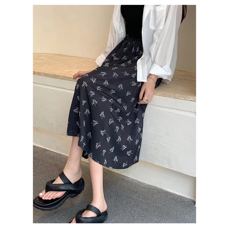 Floral Print Slimming Plus Mesh Skirt