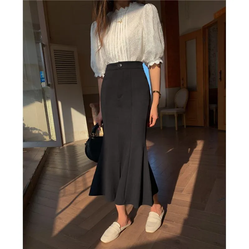 High-Waisted Ruffle Trim Split Long Style Mermaid Hem Skirt