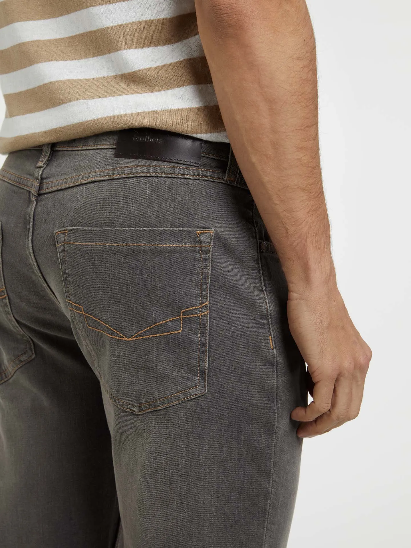 Regular Fit Basic Jeans