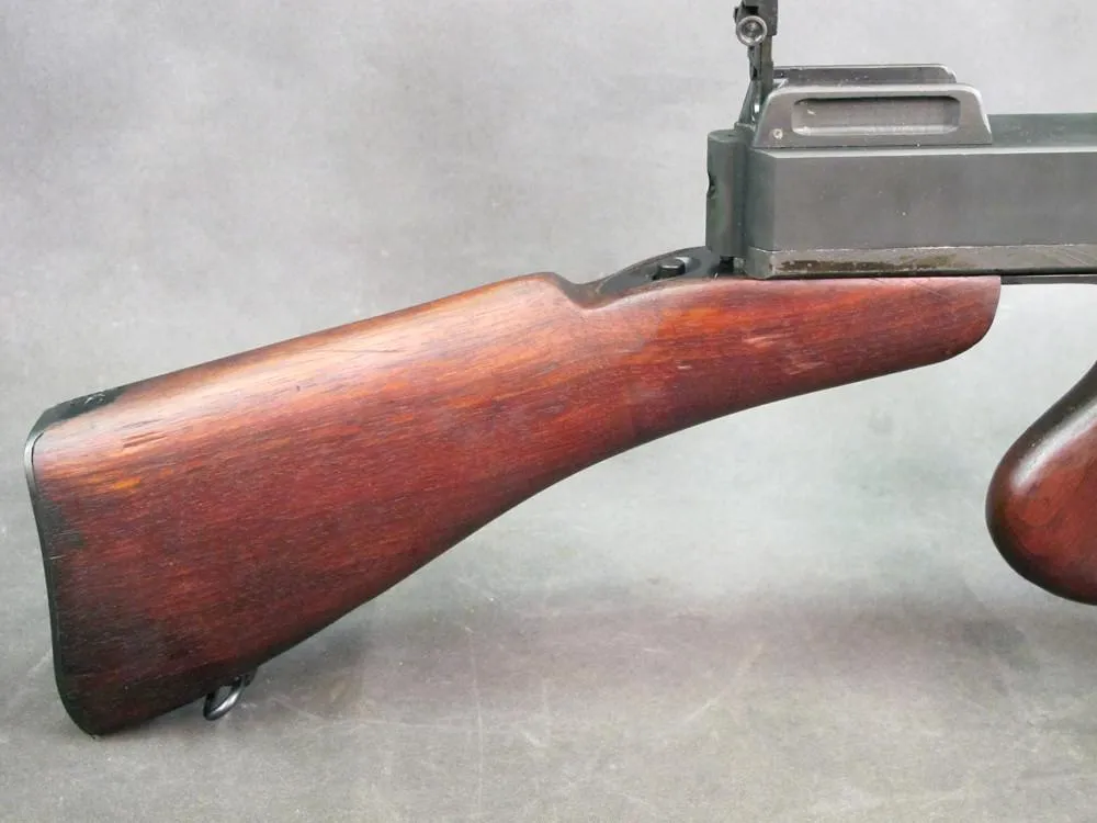 U.S. WWII Thompson M1928A1 SMG Display Gun, 50 round Drum Magazine, Stick Magazines & FBI Case